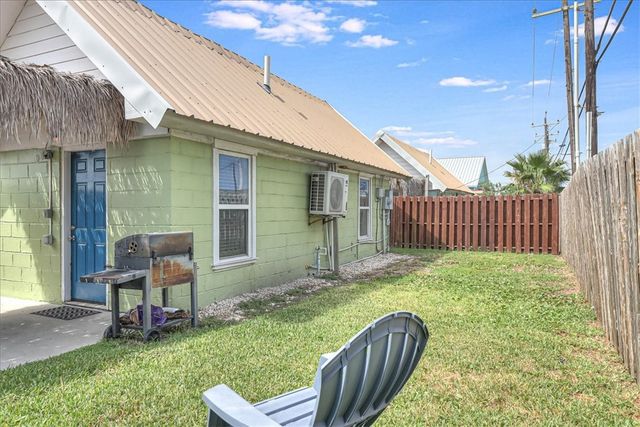 134 N Alister St 2, Port Aransas, TX 78373