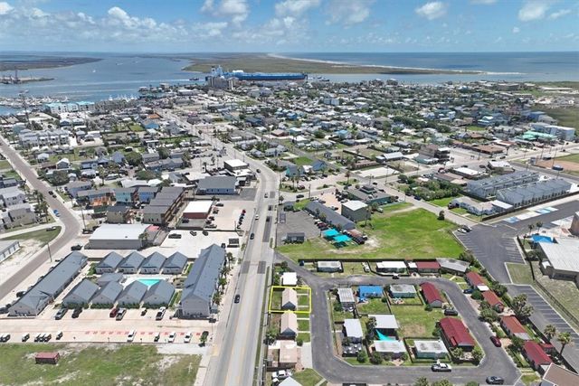 134 N Alister St 2, Port Aransas, TX 78373