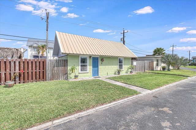 134 N Alister St 2, Port Aransas, TX 78373