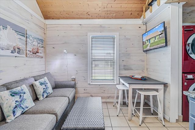 134 N Alister St 2, Port Aransas, TX 78373