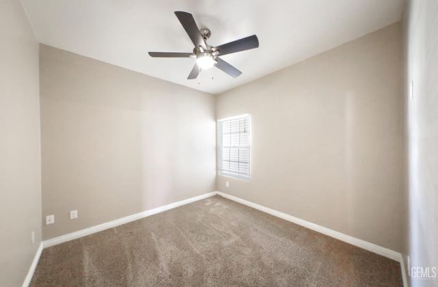 12420 Mauna Loa Avenue, Bakersfield, CA 93312
