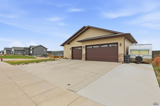 5134 MISTY WOODS LN, Rapid City, SD 57701