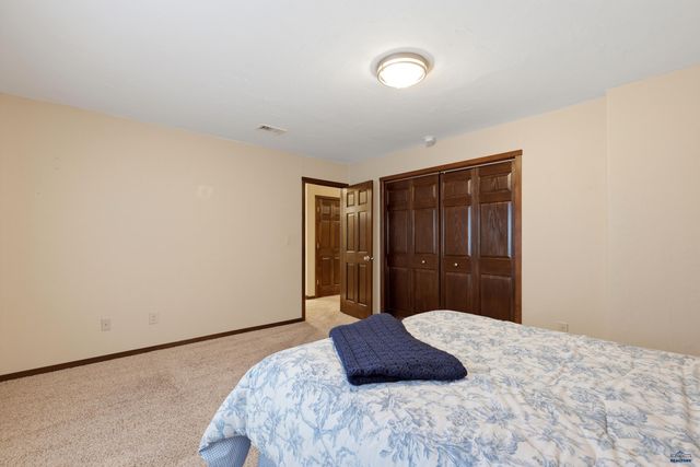 5134 MISTY WOODS LN, Rapid City, SD 57701