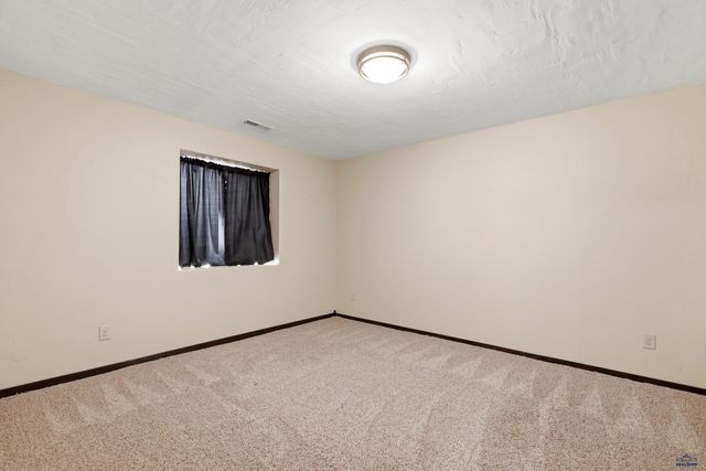 5134 MISTY WOODS LN, Rapid City, SD 57701