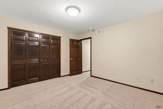 5134 MISTY WOODS LN, Rapid City, SD 57701