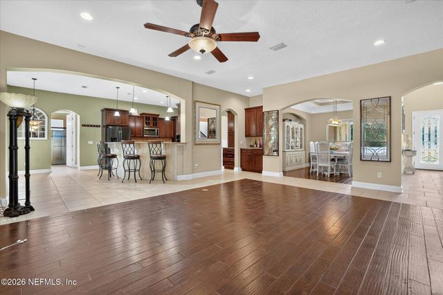 12868 OLD ST AUGUSTINE Road, Jacksonville, FL 32258