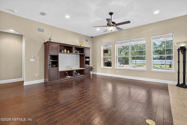 12868 OLD ST AUGUSTINE Road, Jacksonville, FL 32258