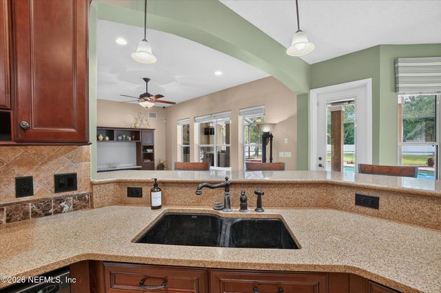 12868 OLD ST AUGUSTINE Road, Jacksonville, FL 32258
