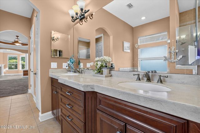 12868 OLD ST AUGUSTINE Road, Jacksonville, FL 32258