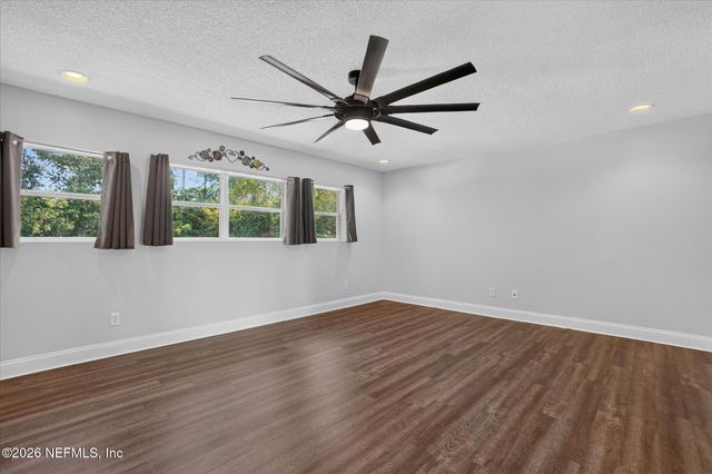 12868 OLD ST AUGUSTINE Road, Jacksonville, FL 32258