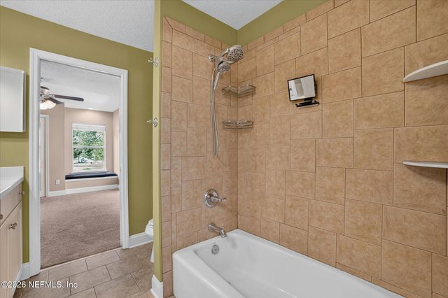 12868 OLD ST AUGUSTINE Road, Jacksonville, FL 32258