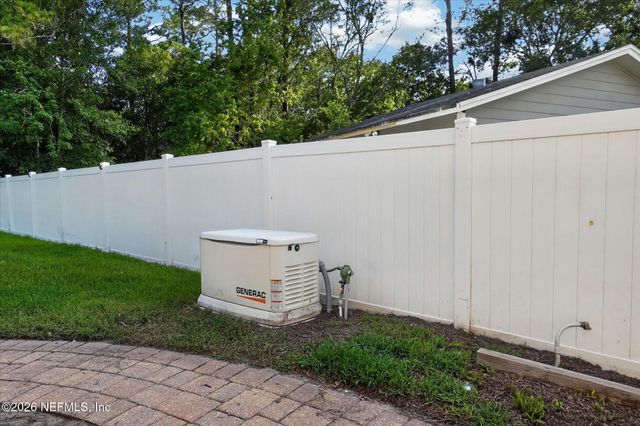 12868 OLD ST AUGUSTINE Road, Jacksonville, FL 32258