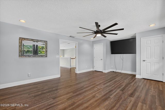 12868 OLD ST AUGUSTINE Road, Jacksonville, FL 32258