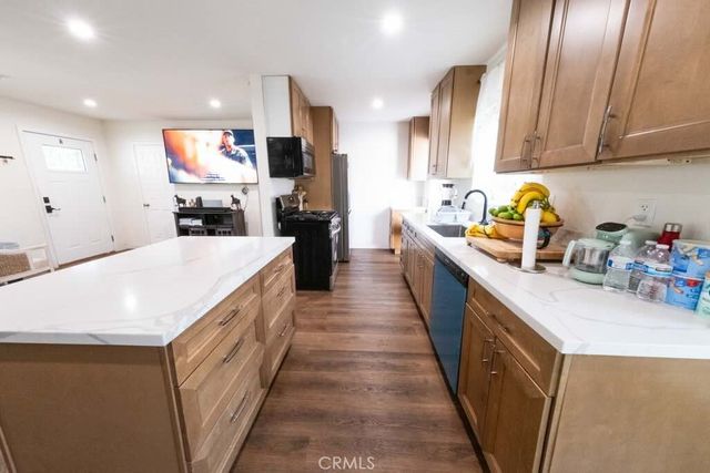 15719 Romar Street, North Hills, CA 91343