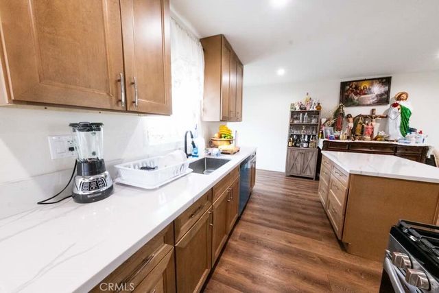 15719 Romar Street, North Hills, CA 91343