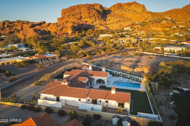 4605 E ROCKRIDGE Road, Phoenix, AZ 85018