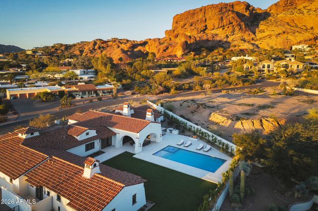 4605 E ROCKRIDGE Road, Phoenix, AZ 85018