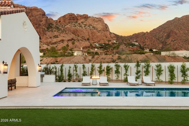 4605 E ROCKRIDGE Road, Phoenix, AZ 85018