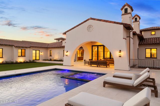 4605 E ROCKRIDGE Road, Phoenix, AZ 85018