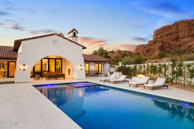 4605 E ROCKRIDGE Road, Phoenix, AZ 85018