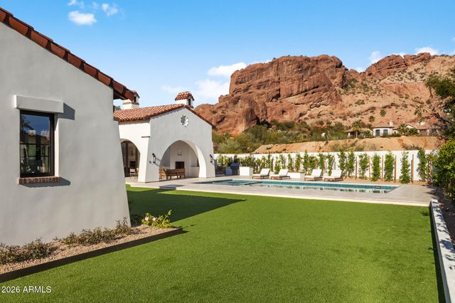 4605 E ROCKRIDGE Road, Phoenix, AZ 85018