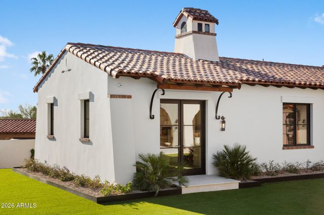 4605 E ROCKRIDGE Road, Phoenix, AZ 85018