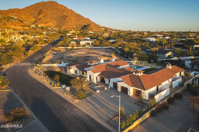 4605 E ROCKRIDGE Road, Phoenix, AZ 85018