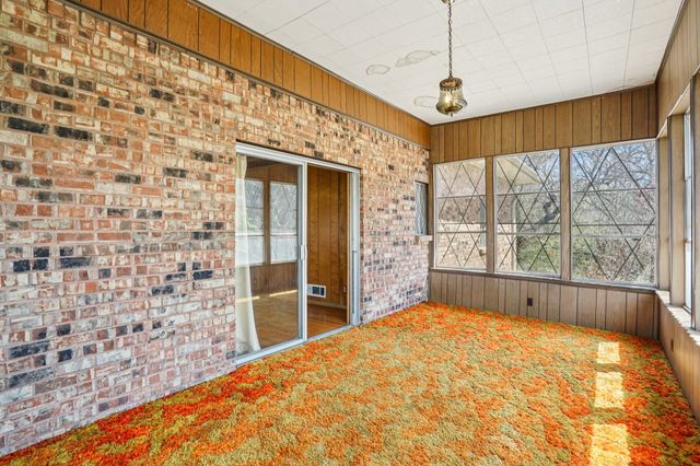 1215 Hill City Drive, Duncanville, TX 75116