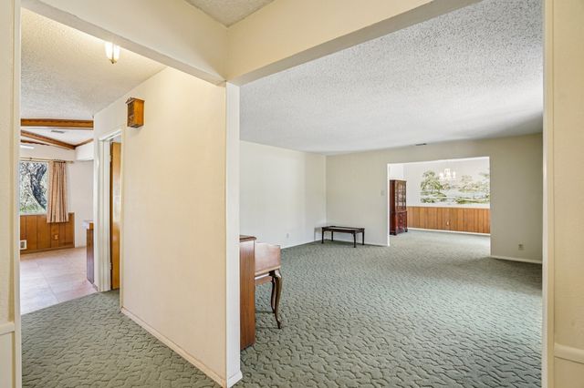 1215 Hill City Drive, Duncanville, TX 75116