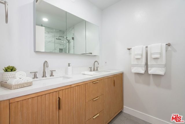 4041 Via Marisol 111, Los Angeles, CA 90042