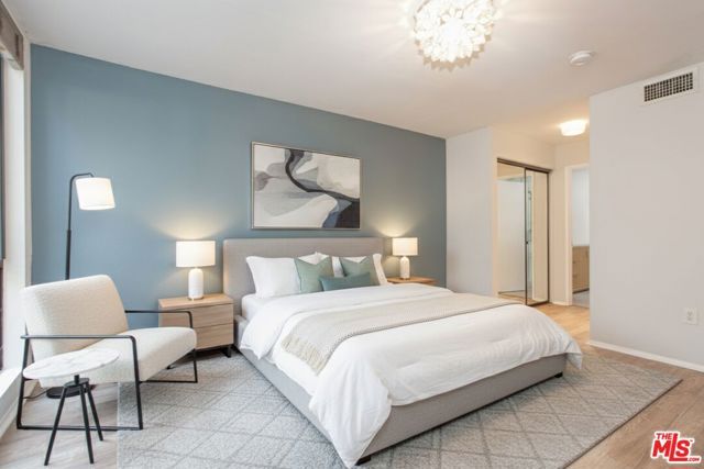 4041 Via Marisol 111, Los Angeles, CA 90042