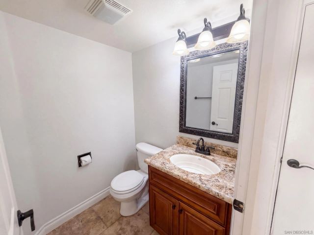 5105 Mendip, Oceanside, CA 92057