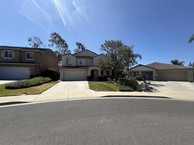 5105 Mendip, Oceanside, CA 92057