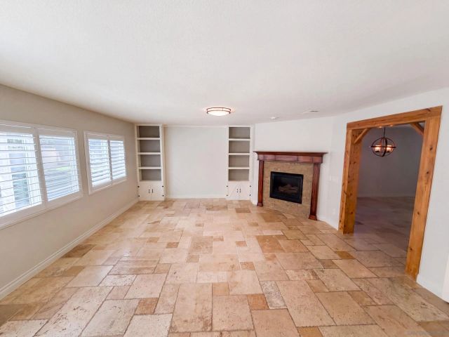 5105 Mendip, Oceanside, CA 92057