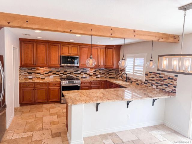 5105 Mendip, Oceanside, CA 92057
