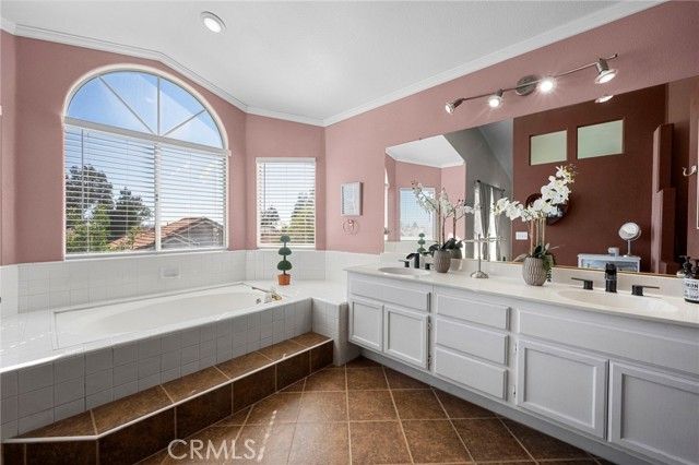 11825 Mount Royal Court, Rancho Cucamonga, CA 91737