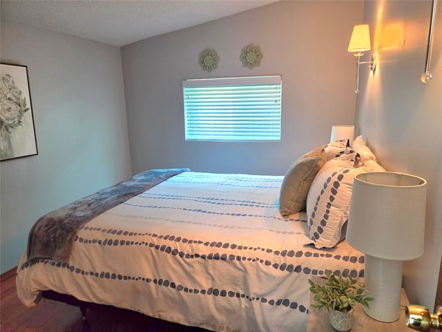 228 BLACKSTONE Drive, Erie, PA 16505