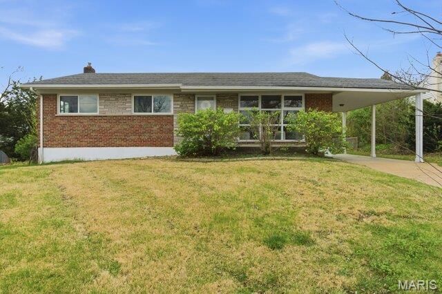 7424 Saleen Court, St Louis, MO 63130