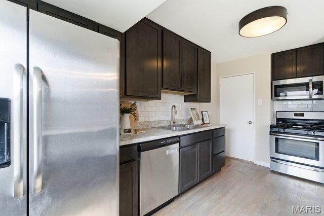 7424 Saleen Court, St Louis, MO 63130