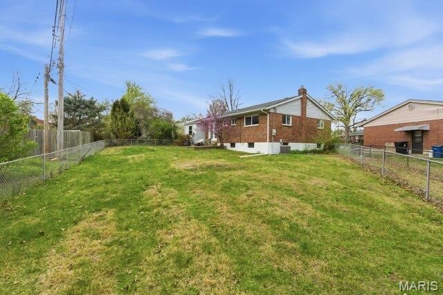 7424 Saleen Court, St Louis, MO 63130