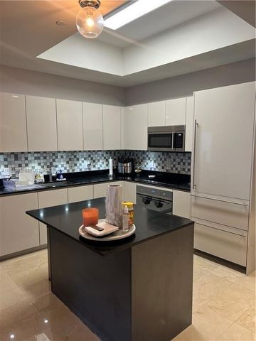 1010 Brickell Ave 4709, Miami, FL 33131