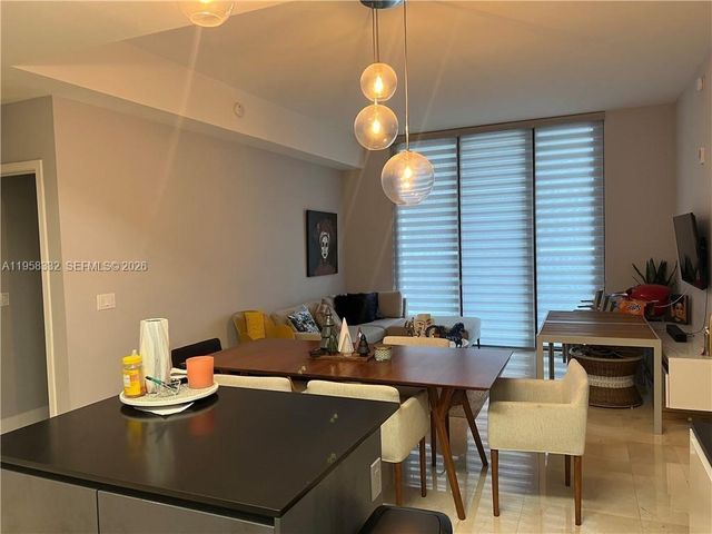 1010 Brickell Ave 4709, Miami, FL 33131