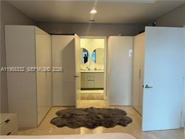 1010 Brickell Ave 4709, Miami, FL 33131