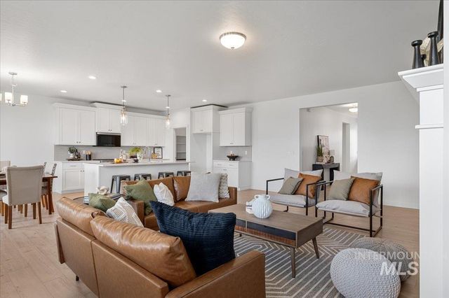 17717 N Peltzer Ave, Nampa, ID 83687