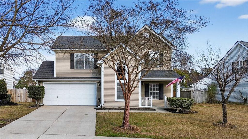 Image 2 of property listing at 103 Rockdale Lane, Goose Creek, SC 29445