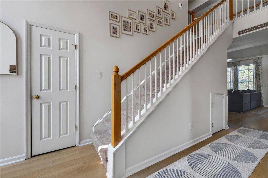 Image 4 of property listing at 103 Rockdale Lane, Goose Creek, SC 29445