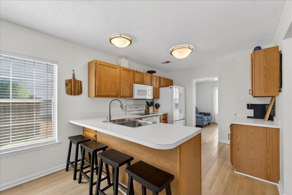 Image 7 of property listing at 103 Rockdale Lane, Goose Creek, SC 29445