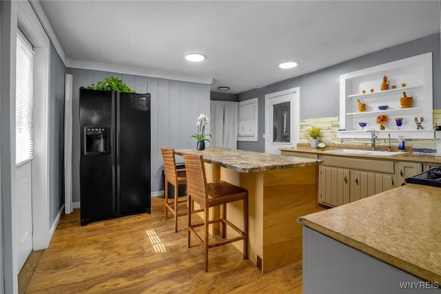 939 Grove Avenue, Niagara Falls, NY 14305