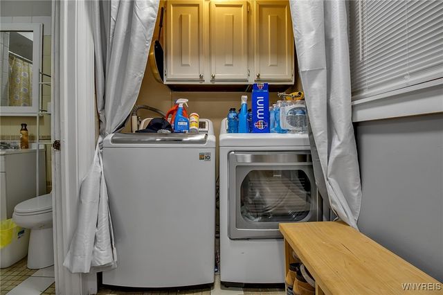 939 Grove Avenue, Niagara Falls, NY 14305