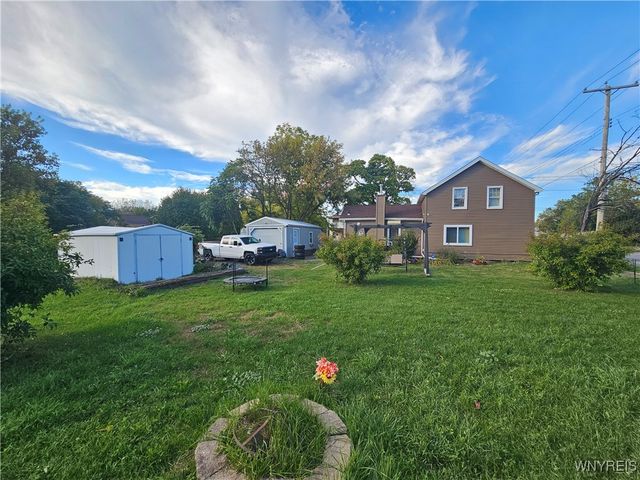 939 Grove Avenue, Niagara Falls, NY 14305